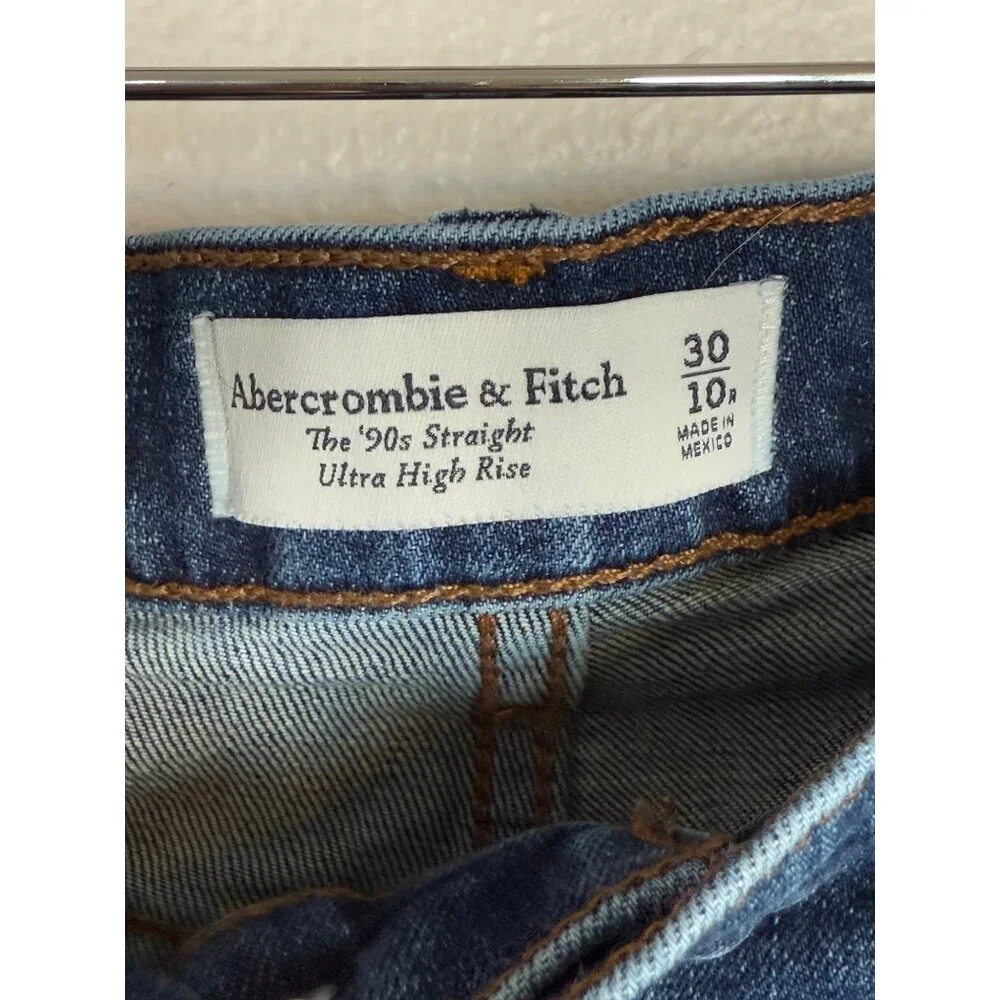 Abercrombie & Fitch 90s Straight Leg Ultra High Rise Jeans Sz 10 R 30 Blue Denim